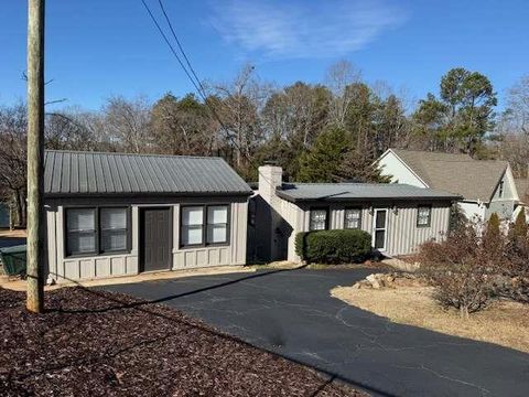 6052 Seminole Drive Flowery Branch GA 30542