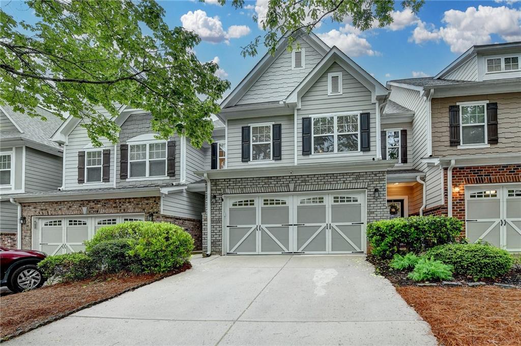 2895 Cross Creek Drive