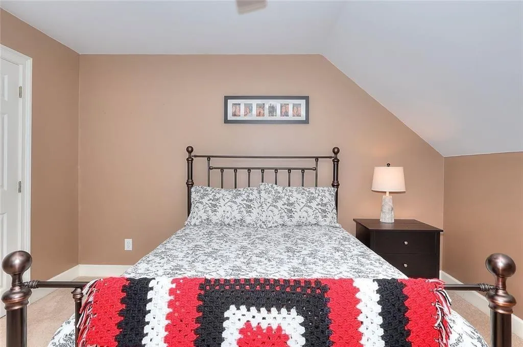 Loganville, Georgia 30052, United States, 5 Bedrooms Bedrooms, ,4 BathroomsBathrooms,Residential,Active,135623