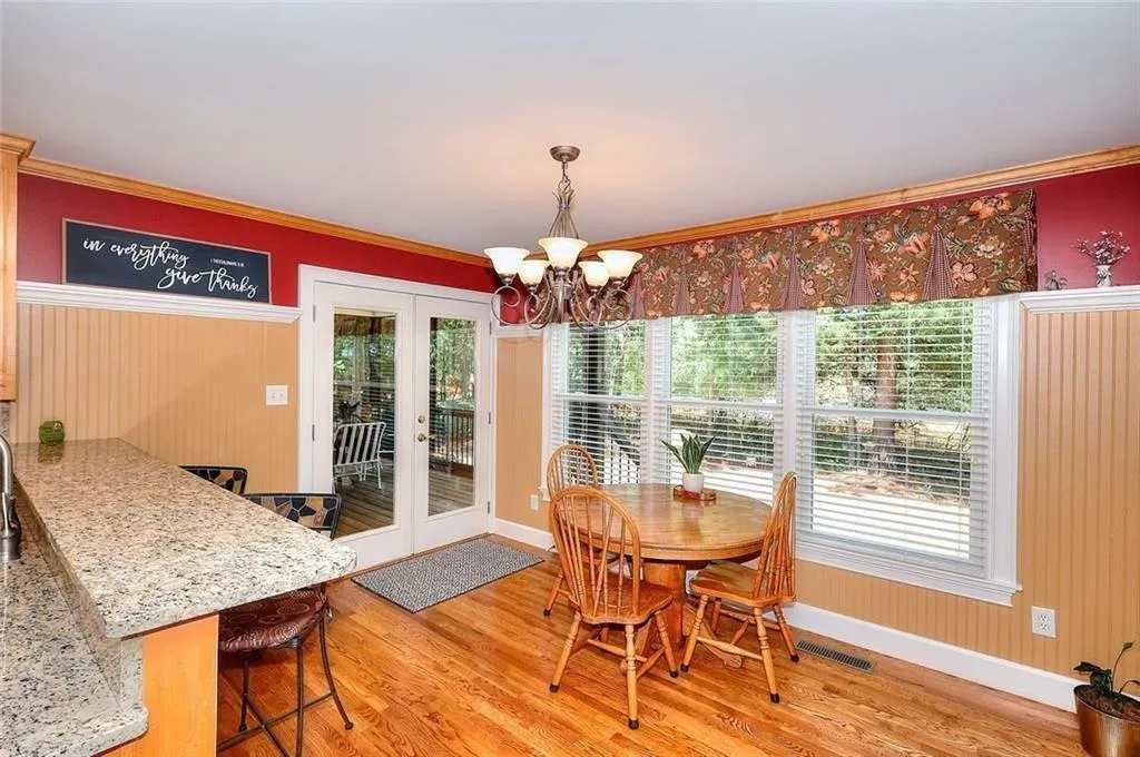 Loganville, Georgia 30052, United States, 5 Bedrooms Bedrooms, ,4 BathroomsBathrooms,Residential,Active,135623