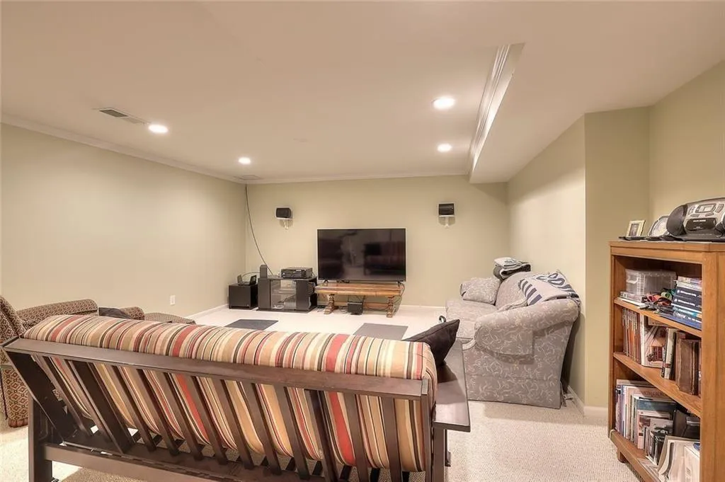 Loganville, Georgia 30052, United States, 5 Bedrooms Bedrooms, ,4 BathroomsBathrooms,Residential,Active,135623