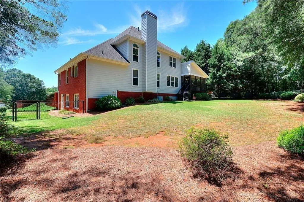 Loganville, Georgia 30052, United States, 5 Bedrooms Bedrooms, ,4 BathroomsBathrooms,Residential,Active,135623