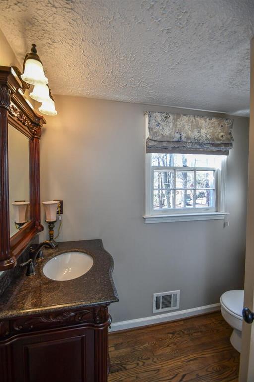 1357 Ridgewood Drive, Lilburn, Georgia image 38