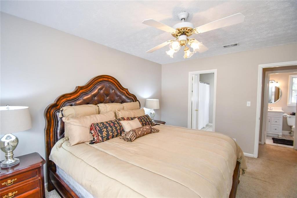 1357 Ridgewood Drive, Lilburn, Georgia image 42