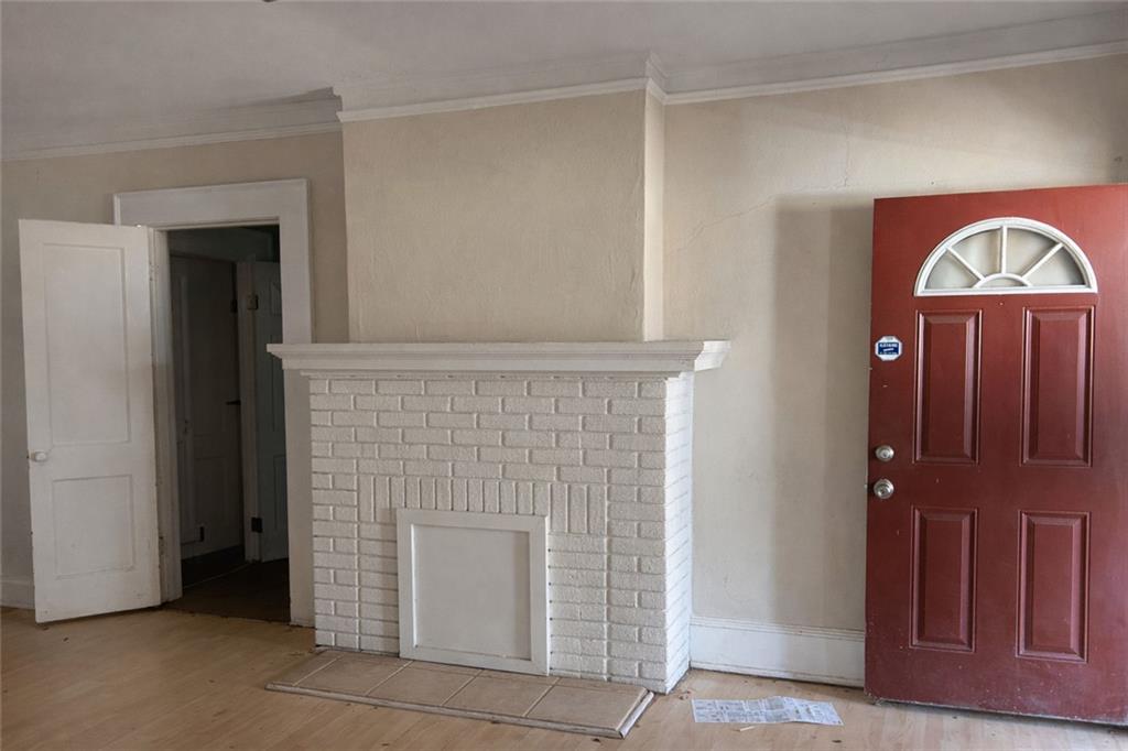 1056 Mayson Turner Road NW