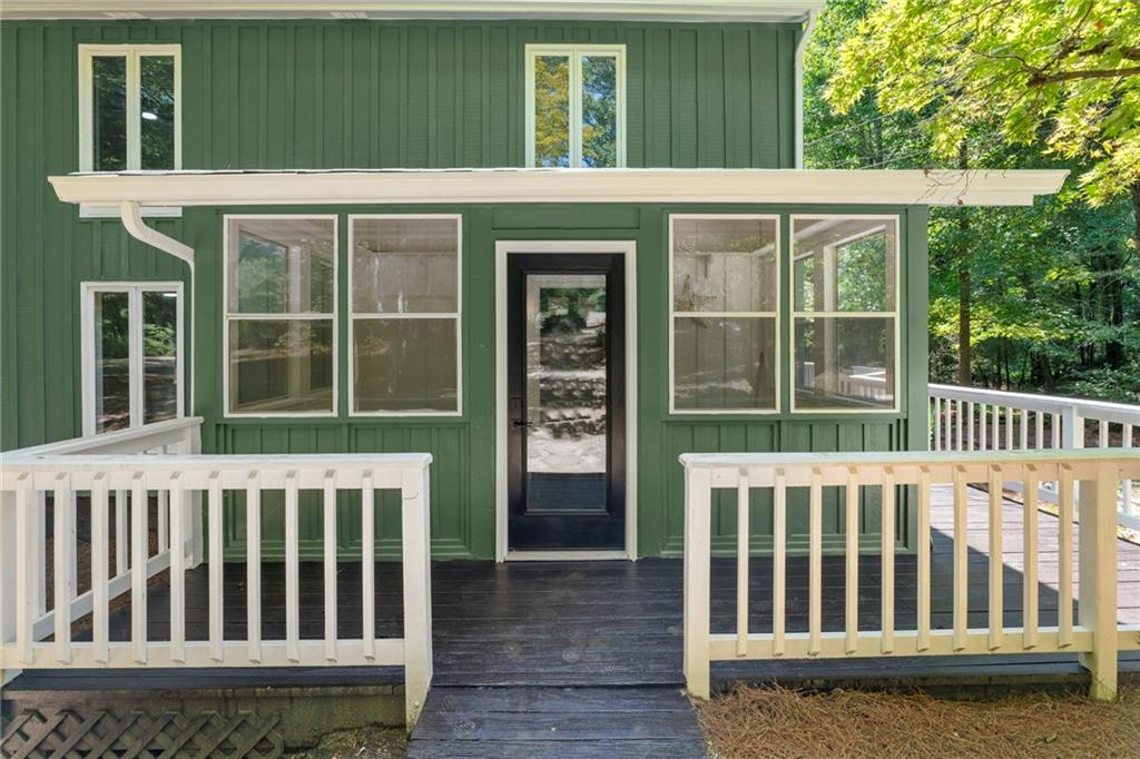 3459 Fern Ridge East Drive NE
