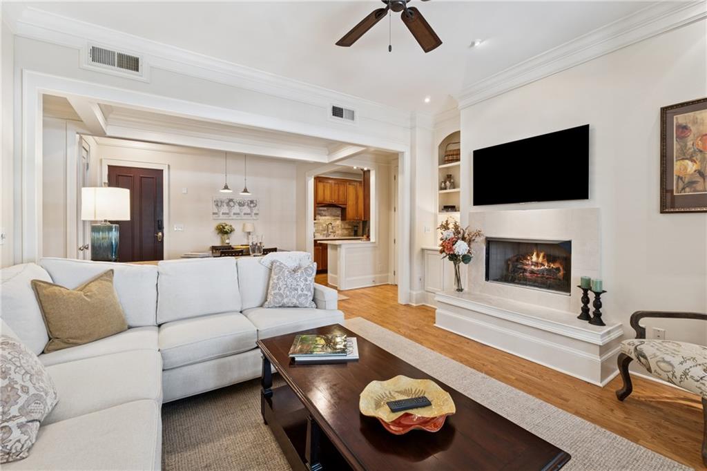 77 Peachtree Place NE 101