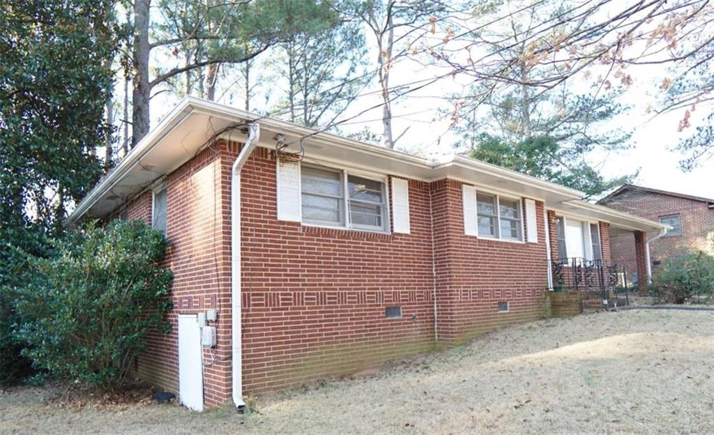 1879 Mural Circle, Morrow, Georgia image 3