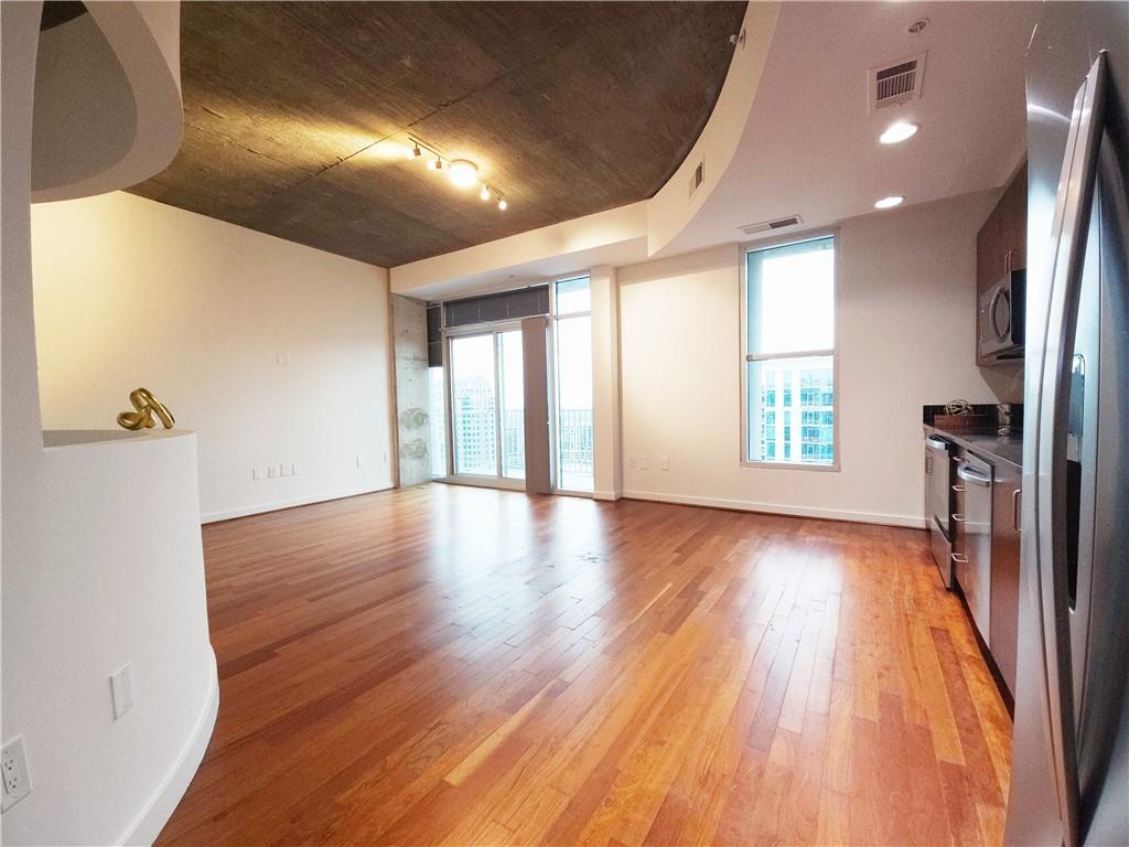 250 Pharr Road NE 2104