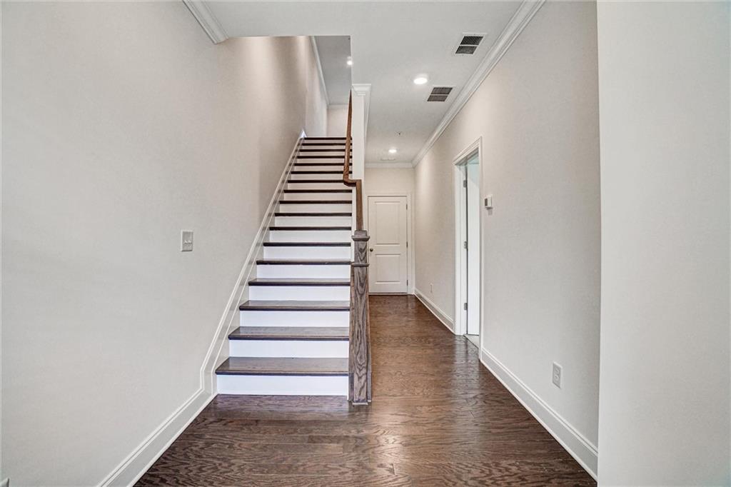 6641 Beacon Drive