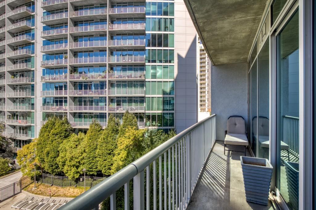 Plaza Midtown - Residential