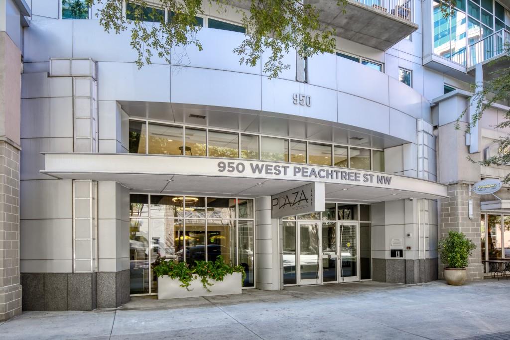 Plaza Midtown - Residential