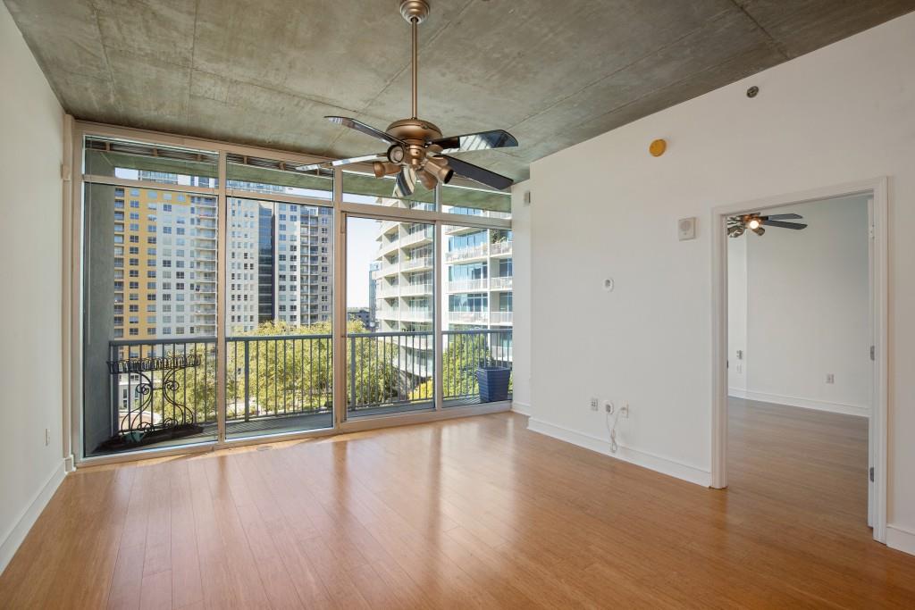 Plaza Midtown - Residential