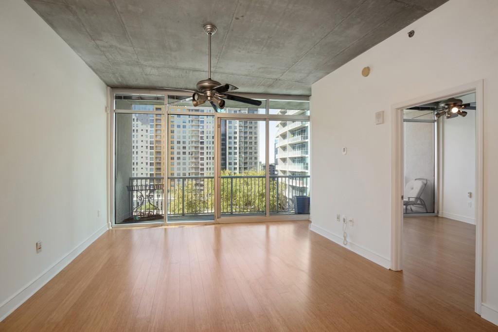 Plaza Midtown - Residential
