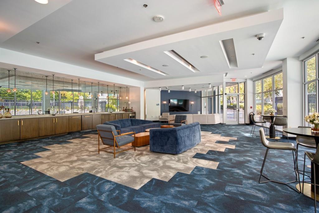 Plaza Midtown - Residential