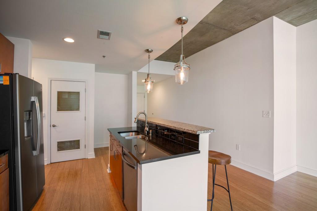 Plaza Midtown - Residential