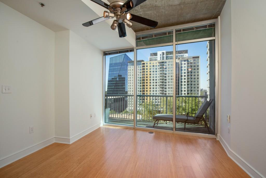Plaza Midtown - Residential