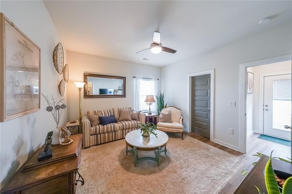 Lantern Walk - Residential