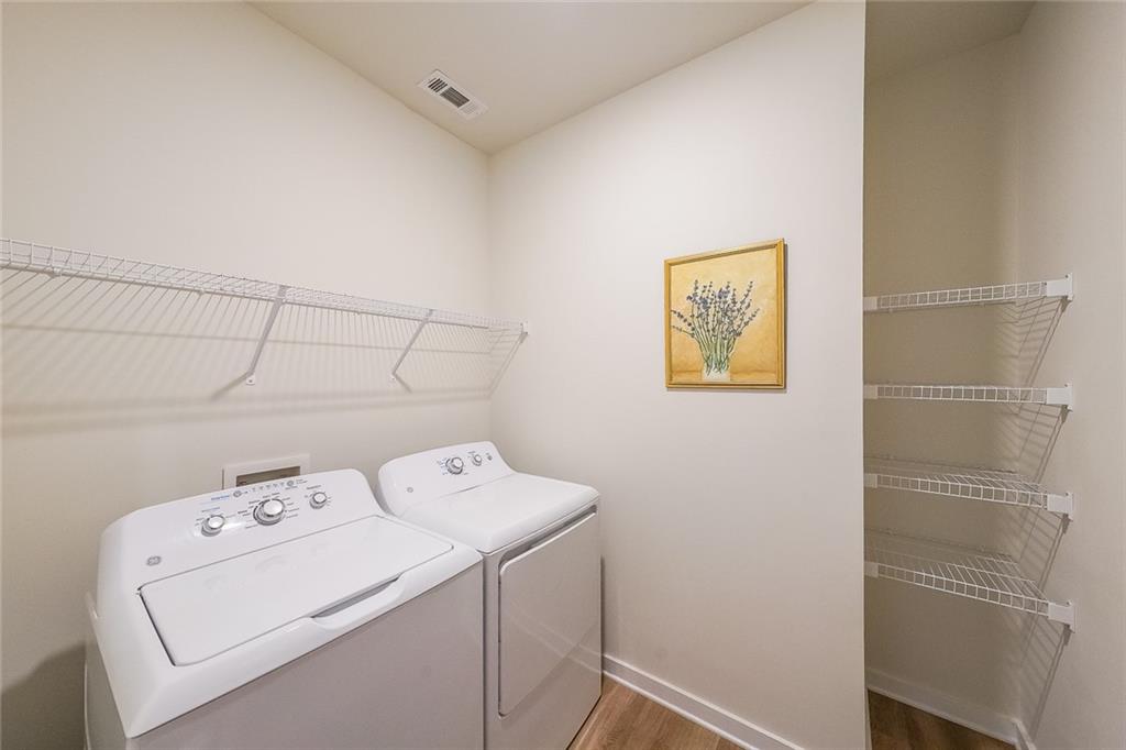 Lantern Walk - Residential