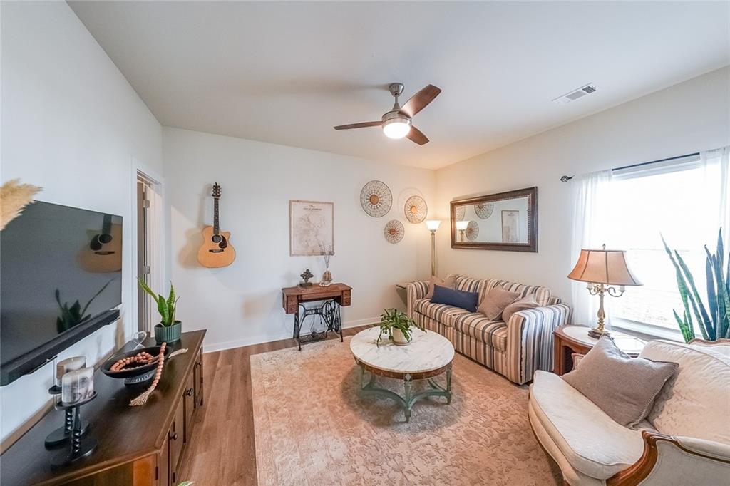 Lantern Walk - Residential