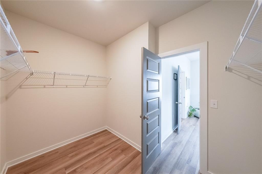 Lantern Walk - Residential