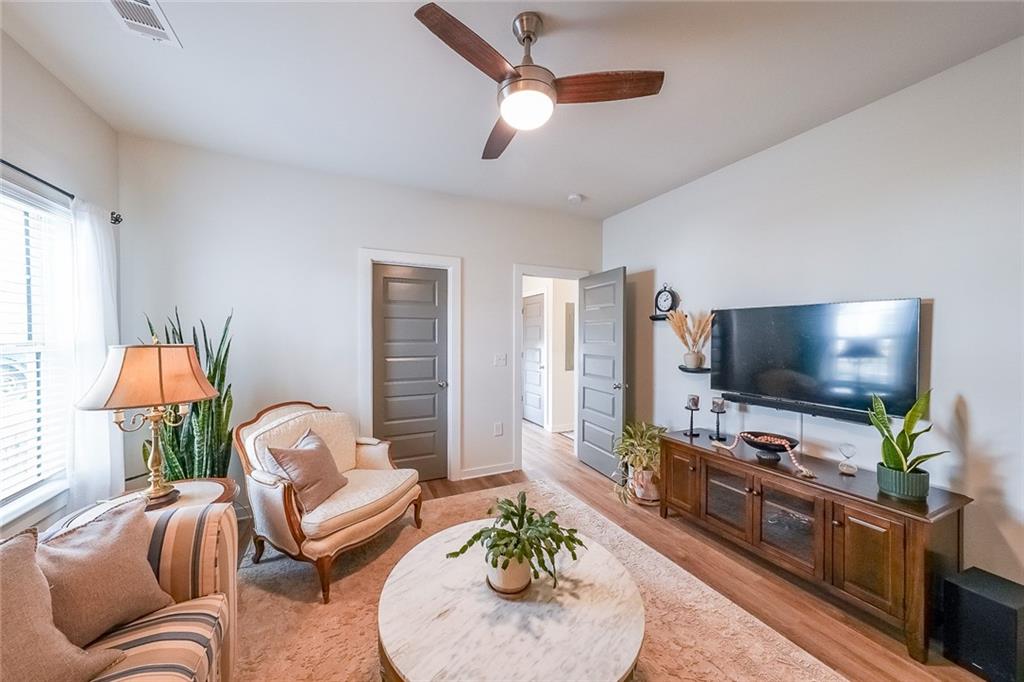 Lantern Walk - Residential