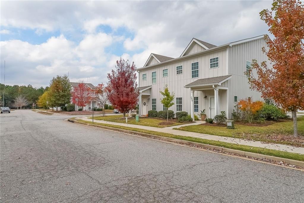 Lantern Walk - Residential