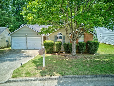 Homes For Sale - 2343 Rambling Way<br/> Lithonia, GA 30058