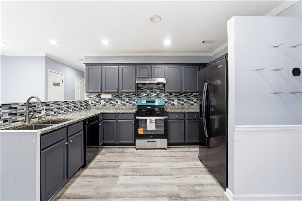 Village at Parkview - Residential Lease