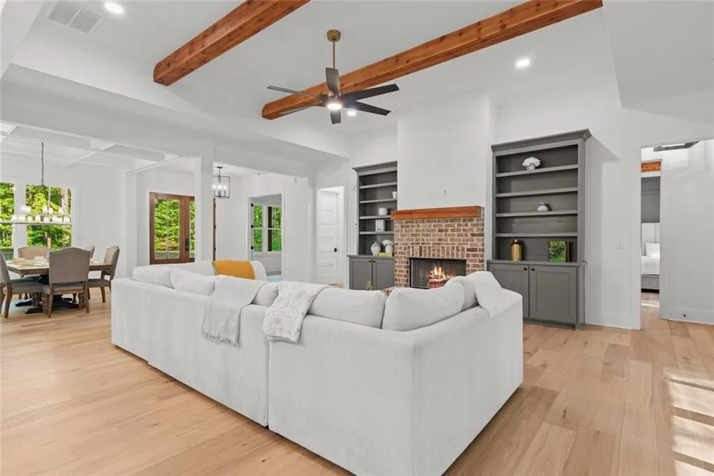 Ball Ground, Georgia 30107, United States, 4 Bedrooms Bedrooms, ,4 BathroomsBathrooms,Residential,Active,204020