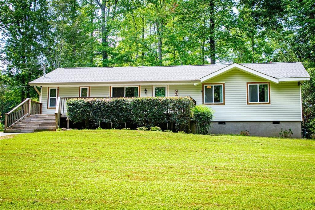 24 White Oak Drive