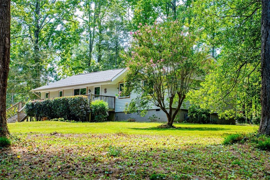24 White Oak Drive