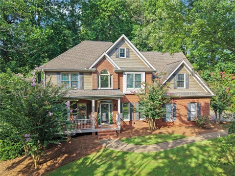 Homes For Sale - 2015 Crossover Drive<br/> Cumming, GA 30040