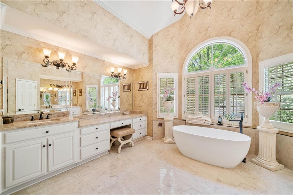 15470 Alpha Woods Drive, Alpharetta, Georgia image 32