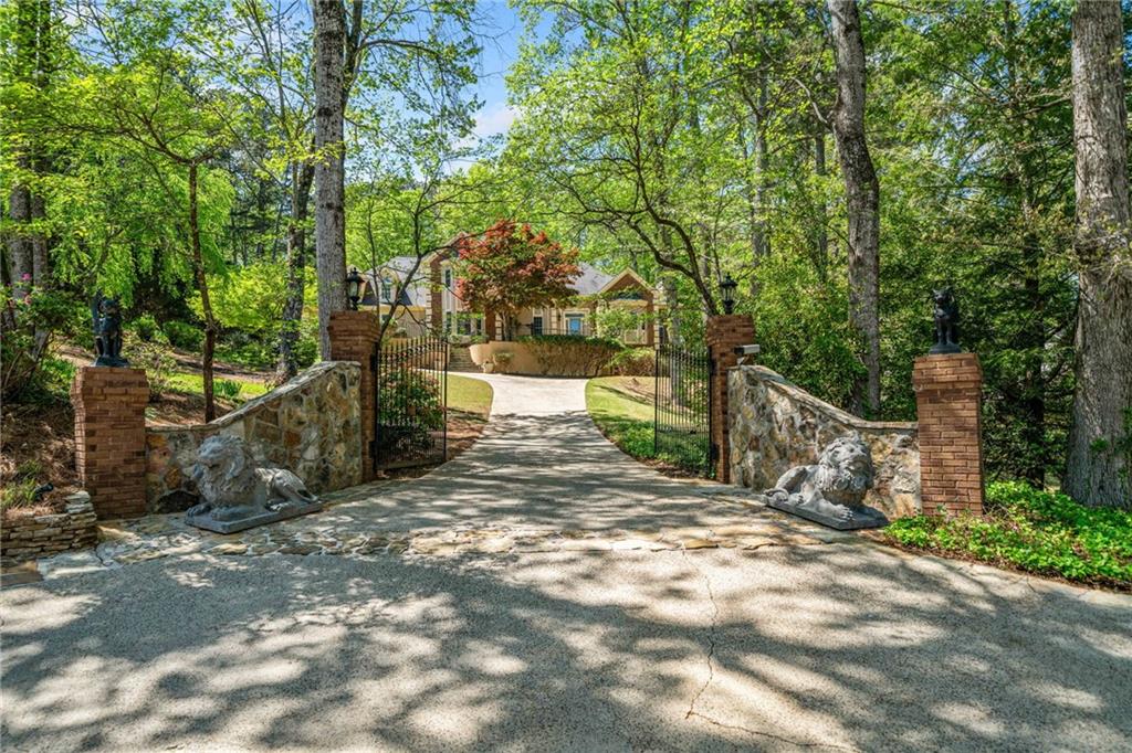15470 Alpha Woods Drive