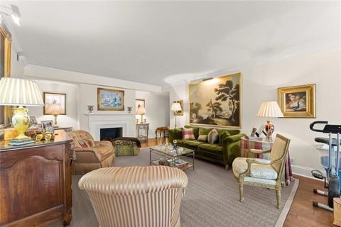 Condo For Sale - 2734 Peachtree Road #C301<br/> Atlanta, GA 30305