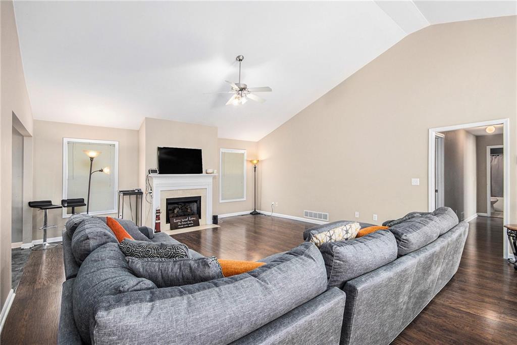 280 Brookview Drive, Dallas, Georgia image 5