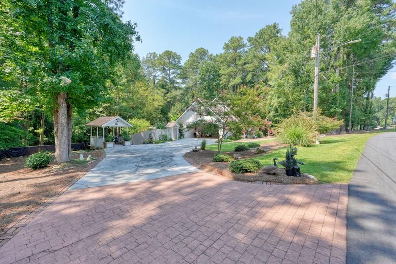 5005 George Washington Avenue NW
