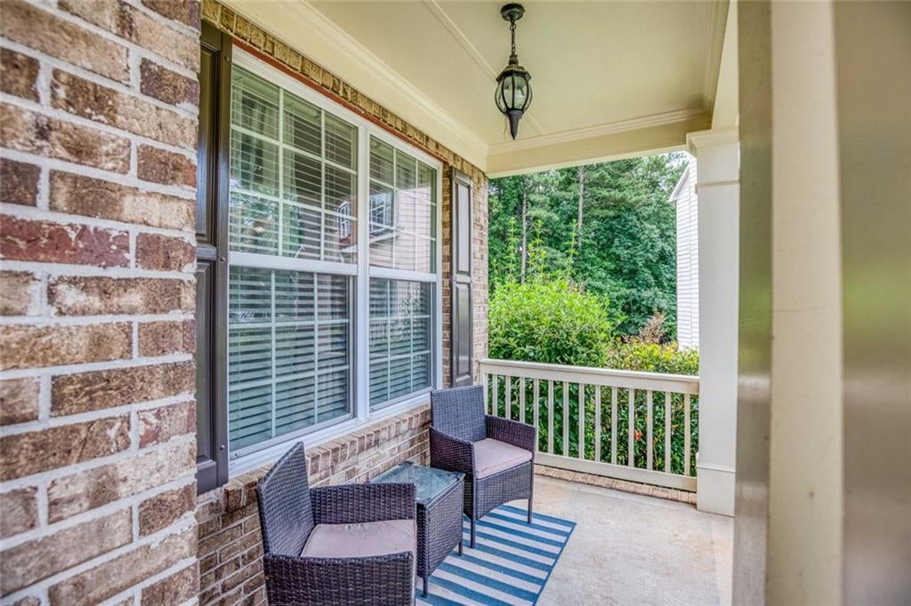 1017 Panoramic Pointe NE