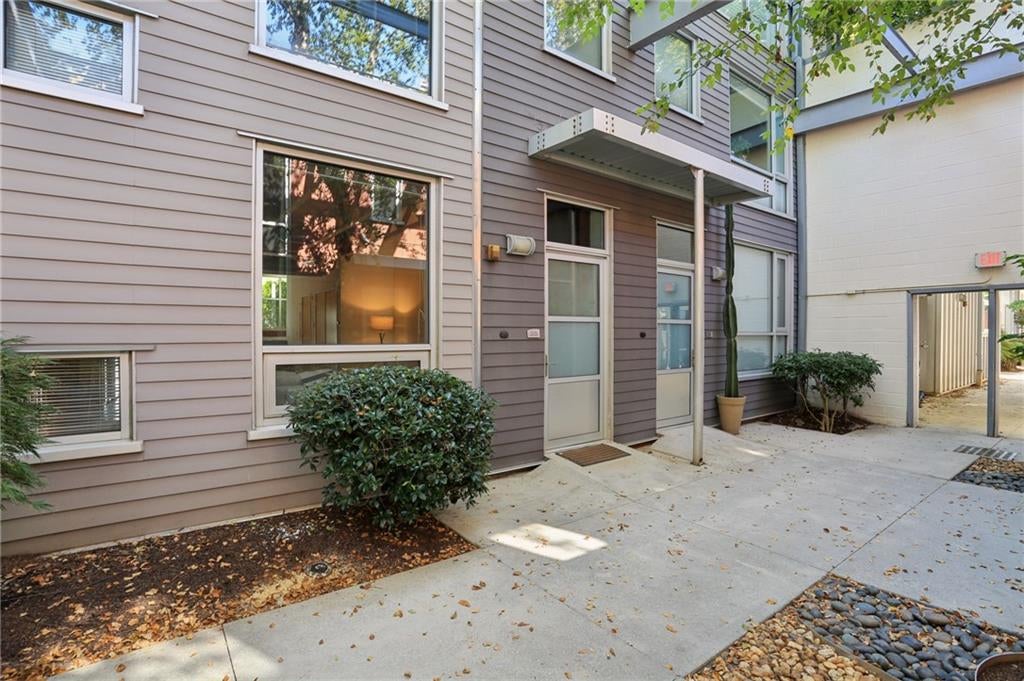 1661 La France Street NE 319