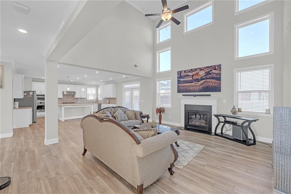 4292 Crestworth Lane SW