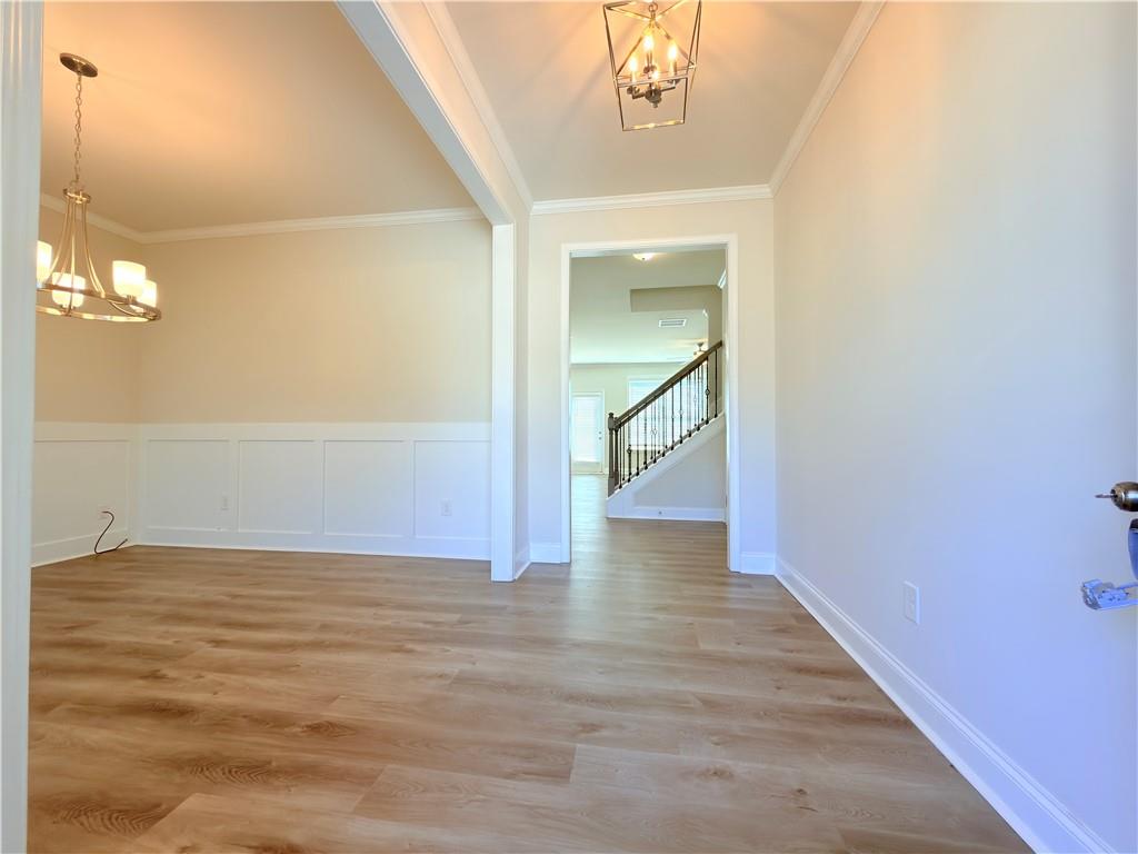 470 HELLEN VALLEY Drive