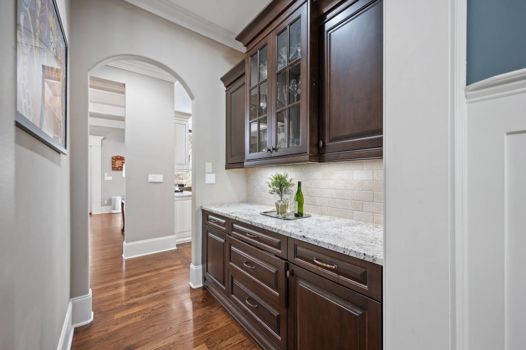 Greystone Manor - Residential