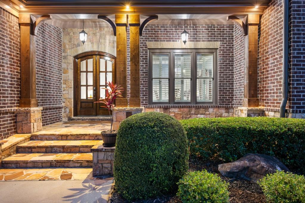 Greystone Manor - Residential