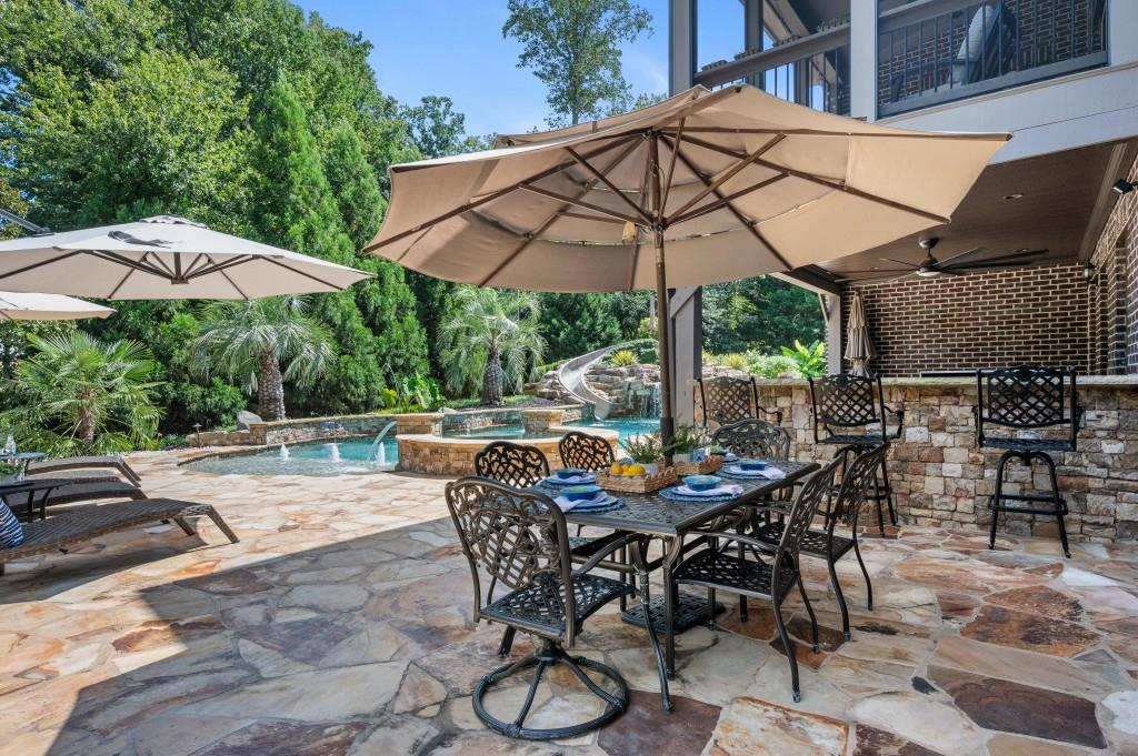 Greystone Manor - Residential