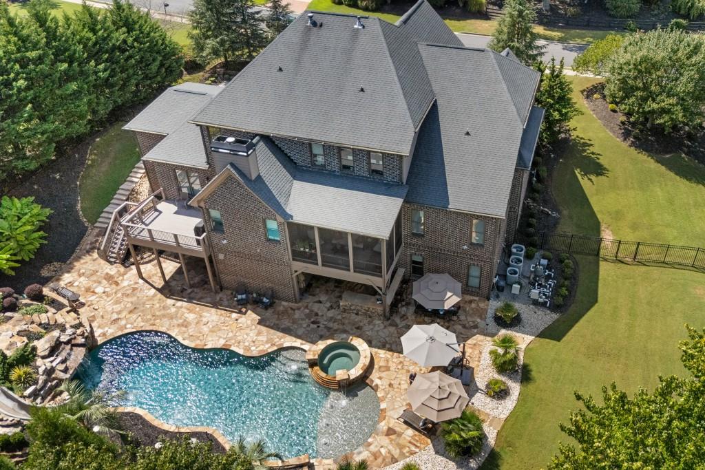Greystone Manor - Residential