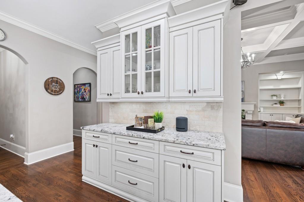 Greystone Manor - Residential