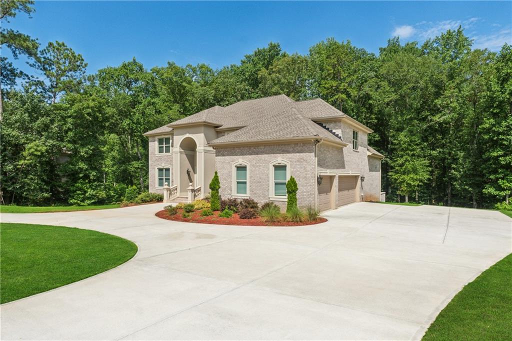 80 Rosemont Parkway