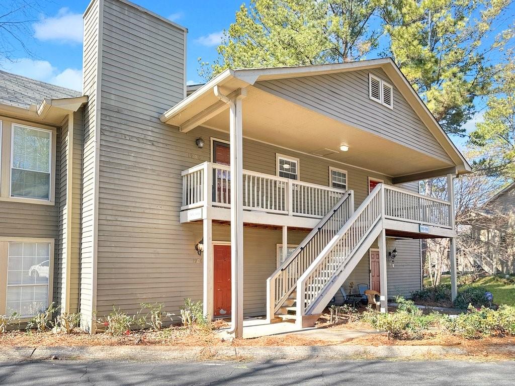 1907 Country Park Drive SE