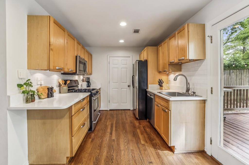 227 Murray Hill Avenue NE